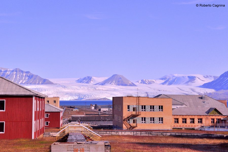 Escursioni alle Isole Svalbard Pyramiden panorami