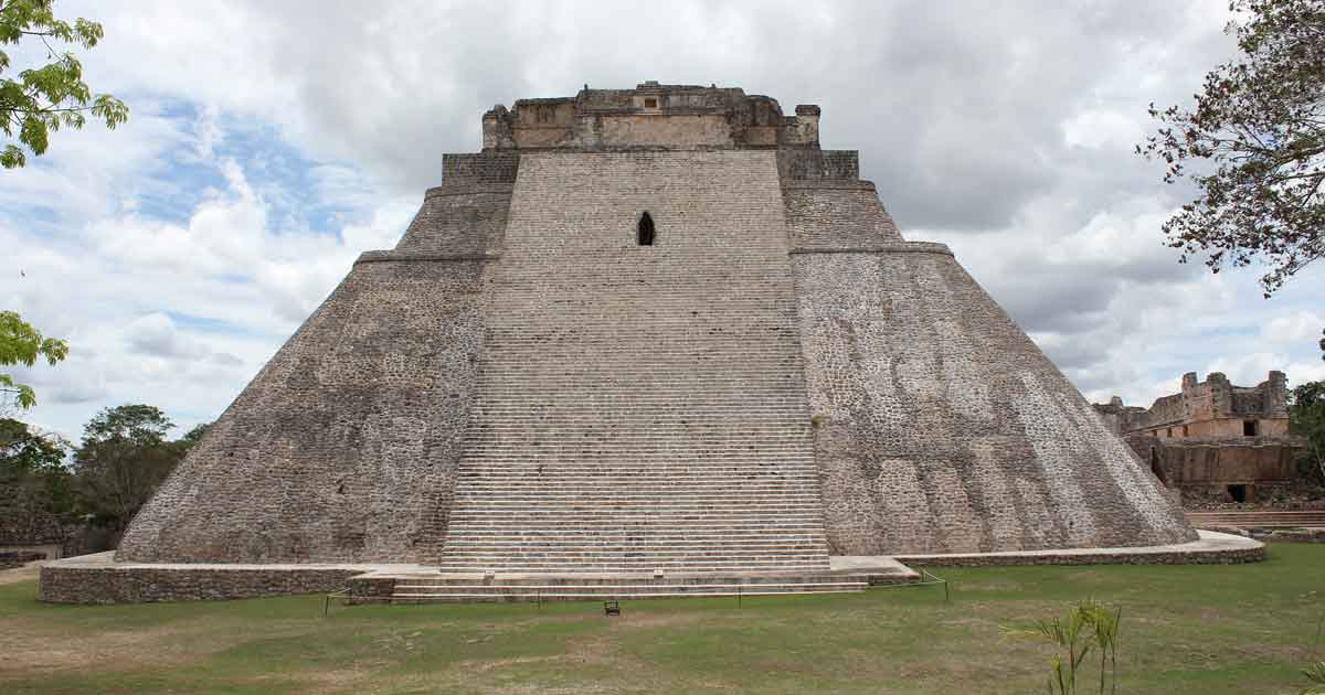 città-maya-di-Uxmal città-maya-di-Uxmal